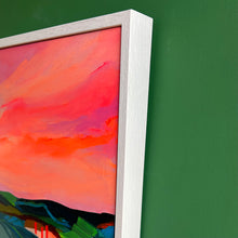 Load image into Gallery viewer, Chasing the light
